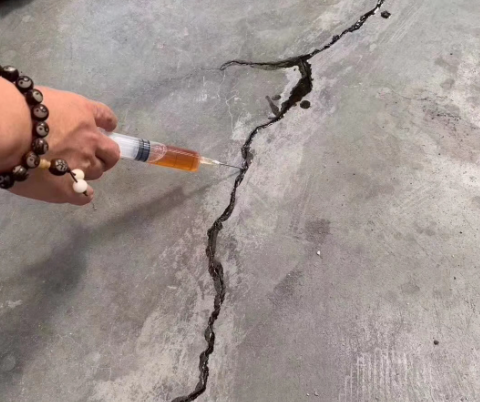 平罗混凝土裂缝修补技术详解​